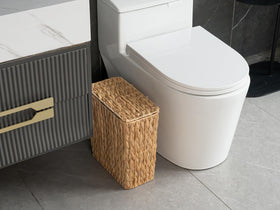 Coeusy removable liner inside for easy cleaning and leak prevention.