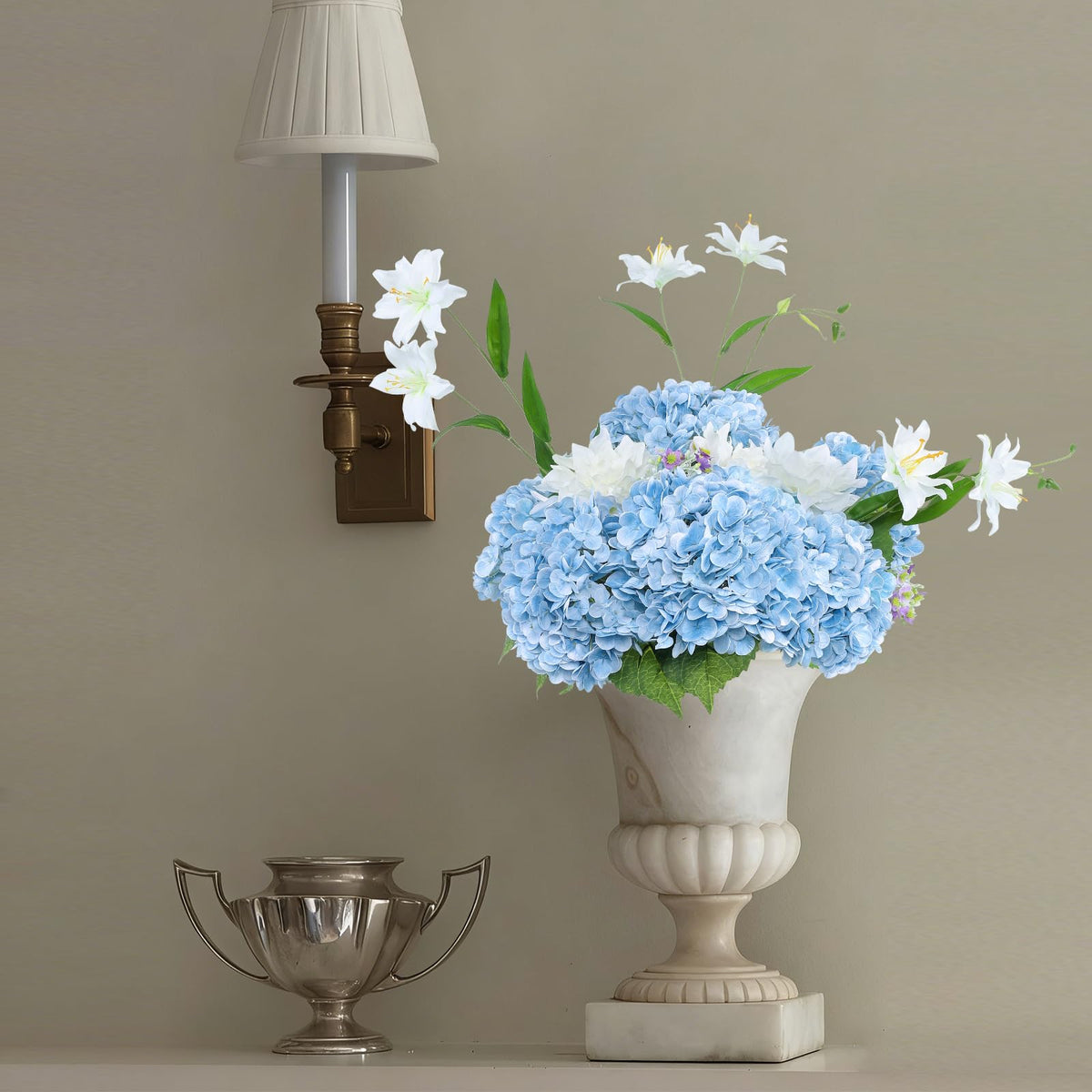 Coferset 3D-textured hydrangea bloom captures depth and detail for authentic arrangements