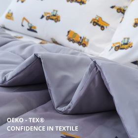 Cokouchyi pillow sham 20x26, completes the cheerful room theme.