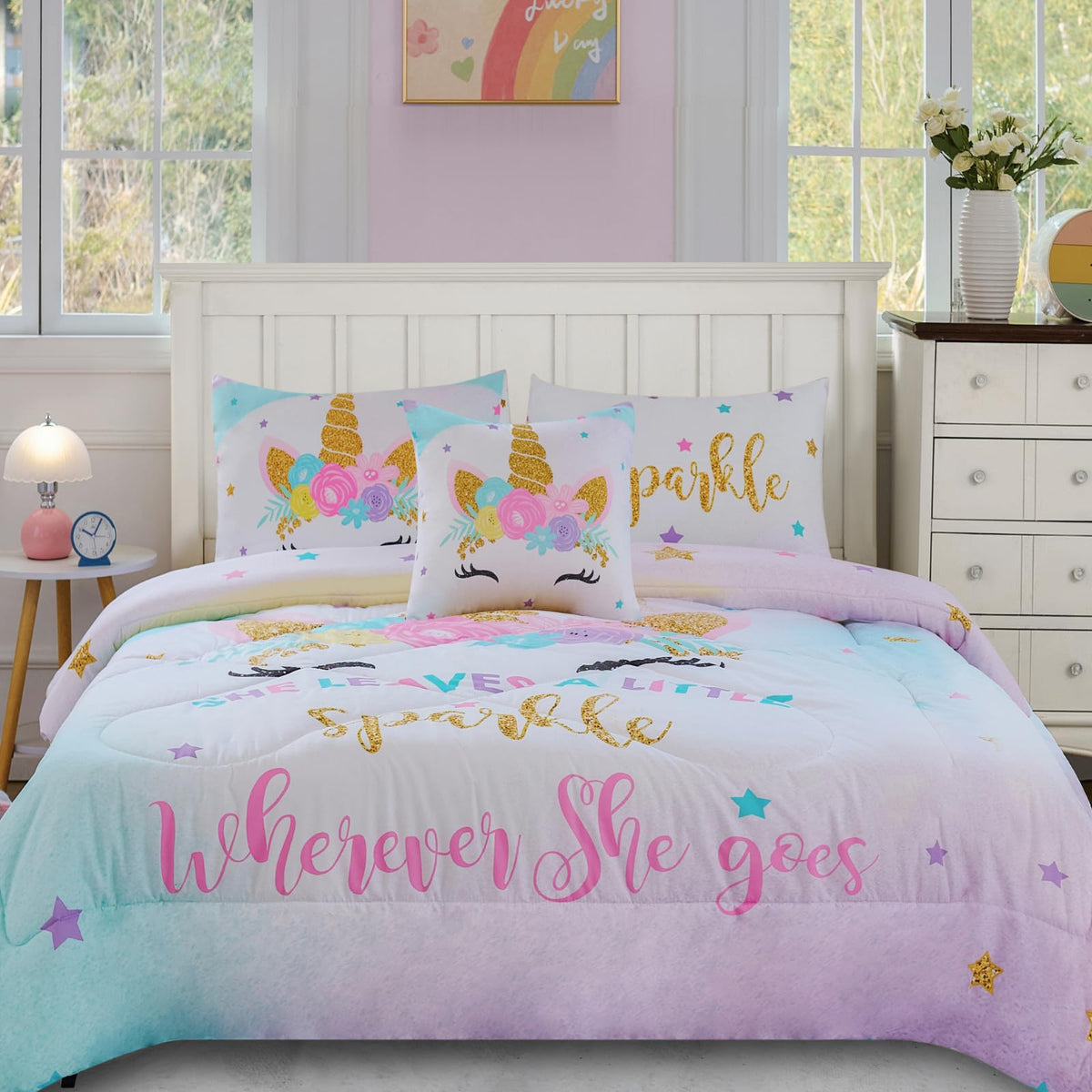 Cokouchyi unicorn bedding with 3D design for a playful, cozy girls' room.
