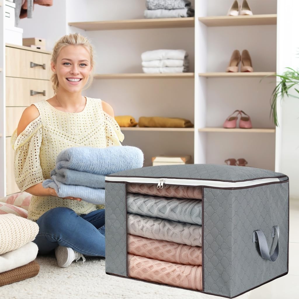 ComboCube large-capacity bag fits multiple bedding sets for space saving.