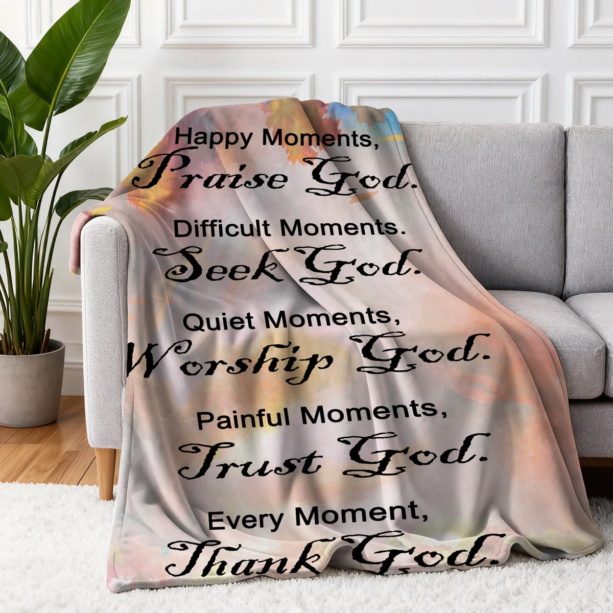 COMFAR plush polyester blanket shows rich color and soft touch.