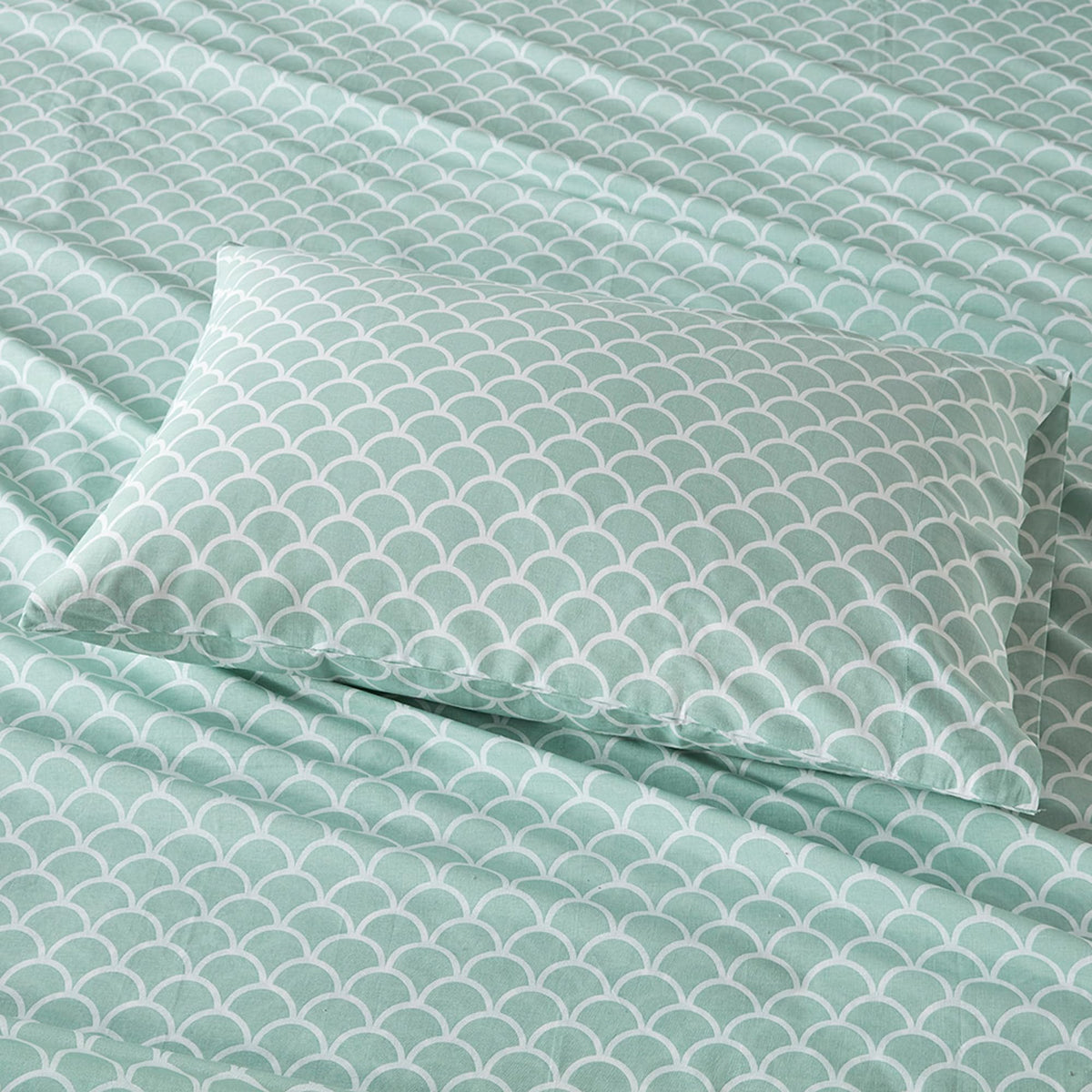 Close-up of Comfort Spaces cotton weave showing breathable softness.