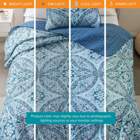 Gloria vermicelli stitching highlights premium quilting and even fill.