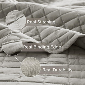 Comfort Spaces Kienna lightweight microfiber bedding feel for all-season use.