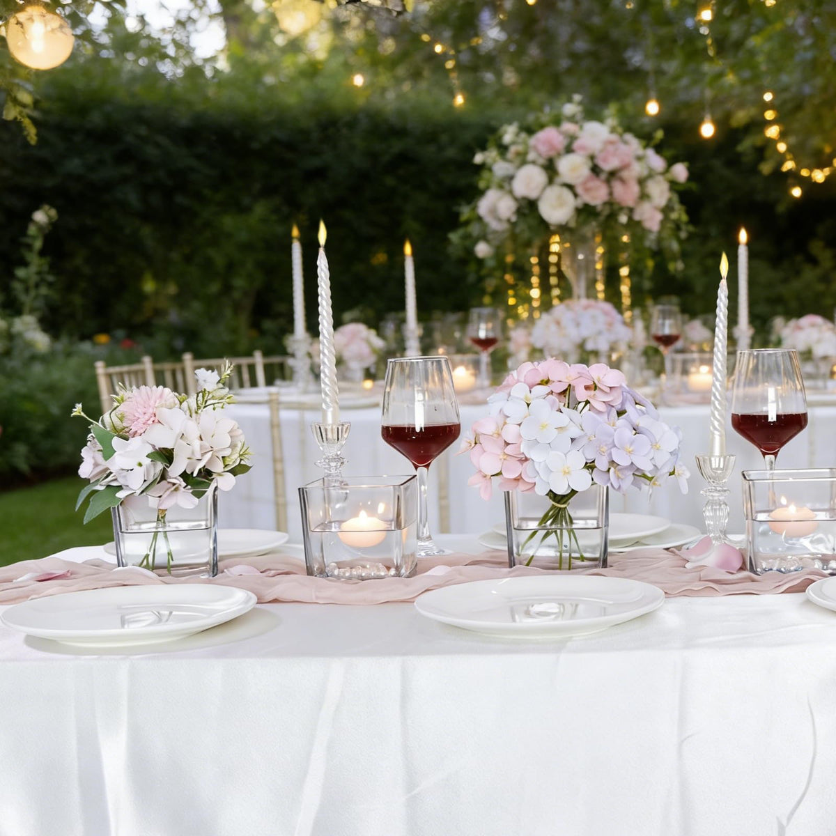 Floating candle display in a Comrzor square vase