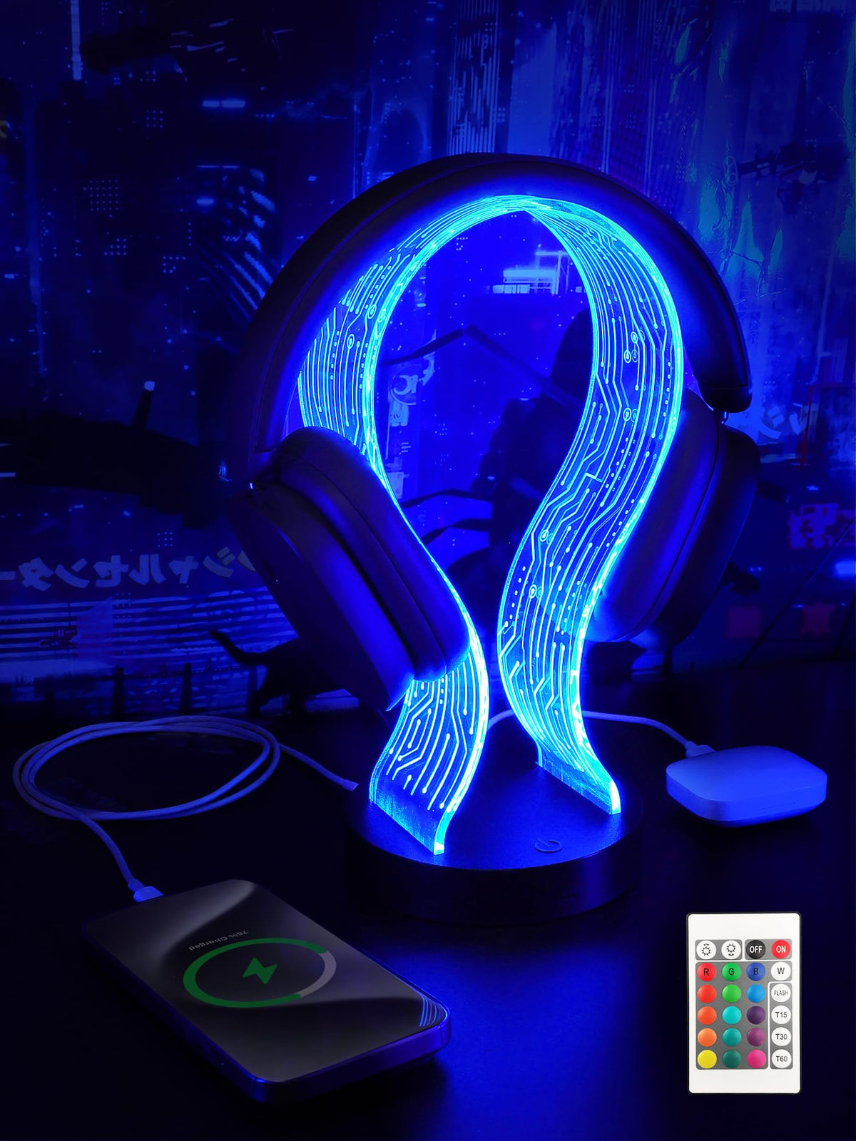 CoolGift Mart compatible with most headphones for versatile display.