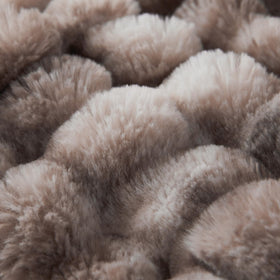 COOVA gift-ready faux fur blanket ideal for cozy celebrations