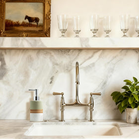 Cormomu gift-ready soap dispenser set for holidays or weddings