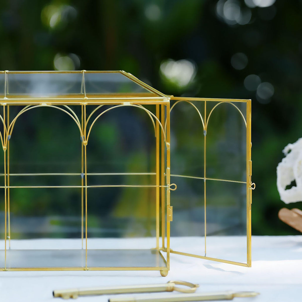 Corvanero decorative box doubles as stylish keepsake storage
