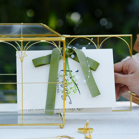 Corvanero tabletop decor that blends modern and timeless styling