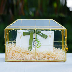 Corvanero decorative gold-brass design adds tabletop elegance to events.