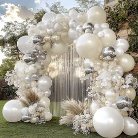 Corvani balloon glue and white ribbons simplify quick assembly.