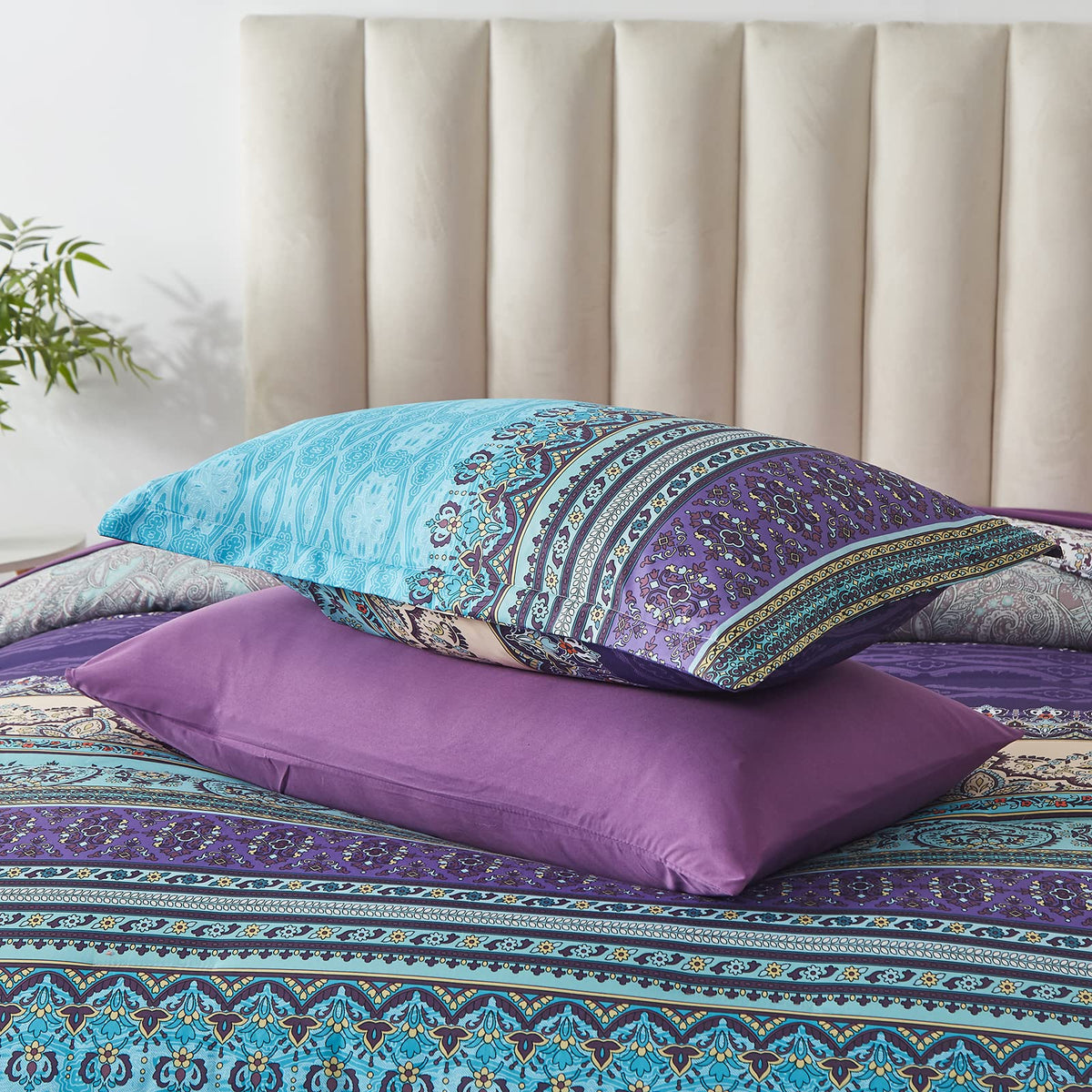 Cottolester 8-piece bed set components laid out neatly.