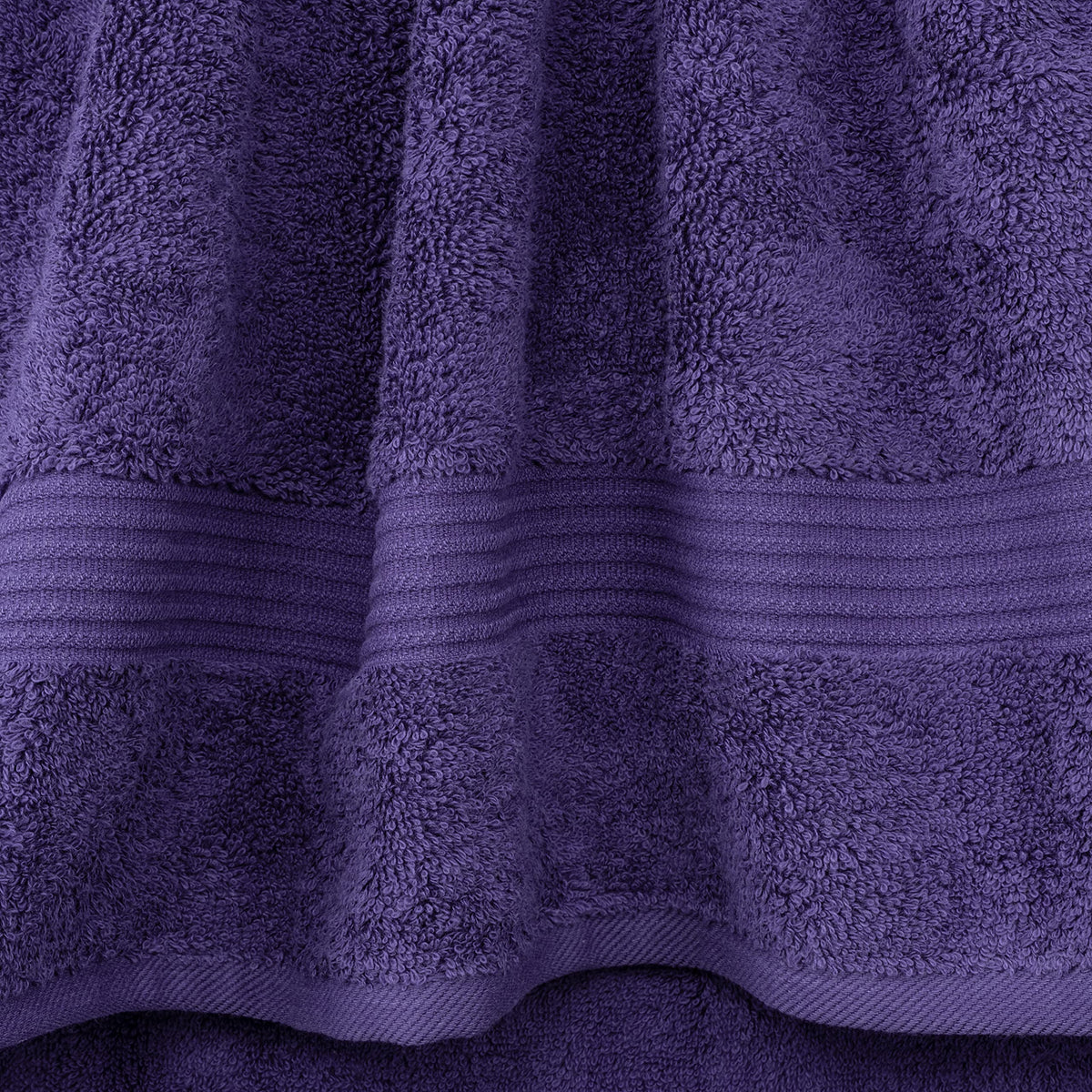 Cotton Paradise 600 GSM Turkish cotton close-up showing softness and density.