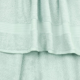 Cotton Paradise hand towels 16x28 offer quick-drying convenience and comfort.