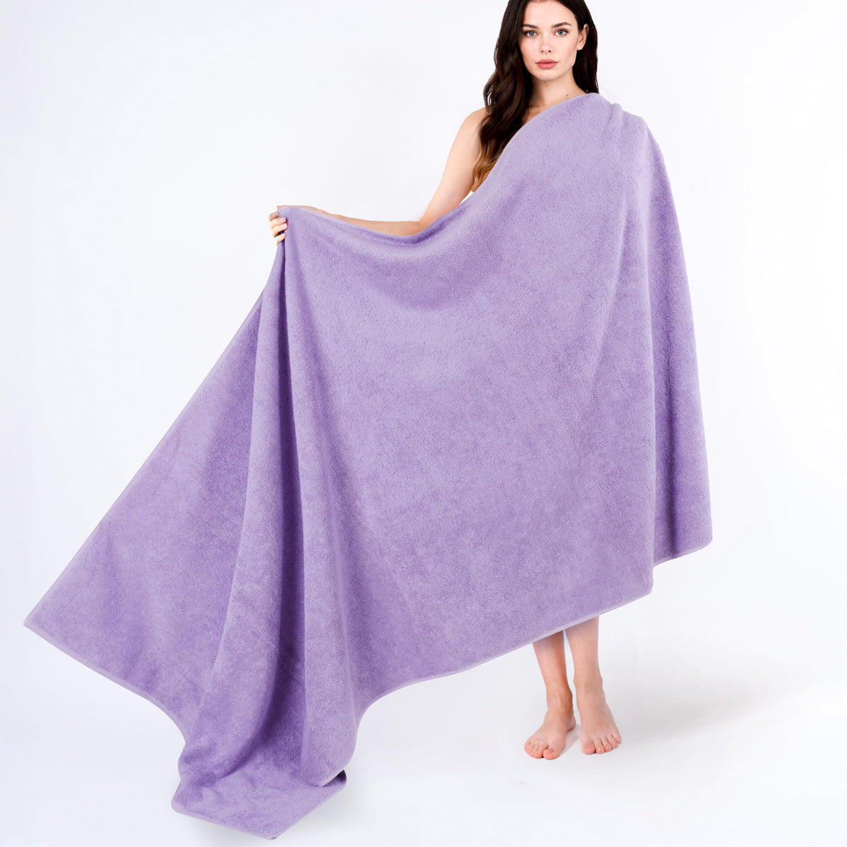 Cotton Paradise lilac bath sheet 40x80 laid out for everyday showers
