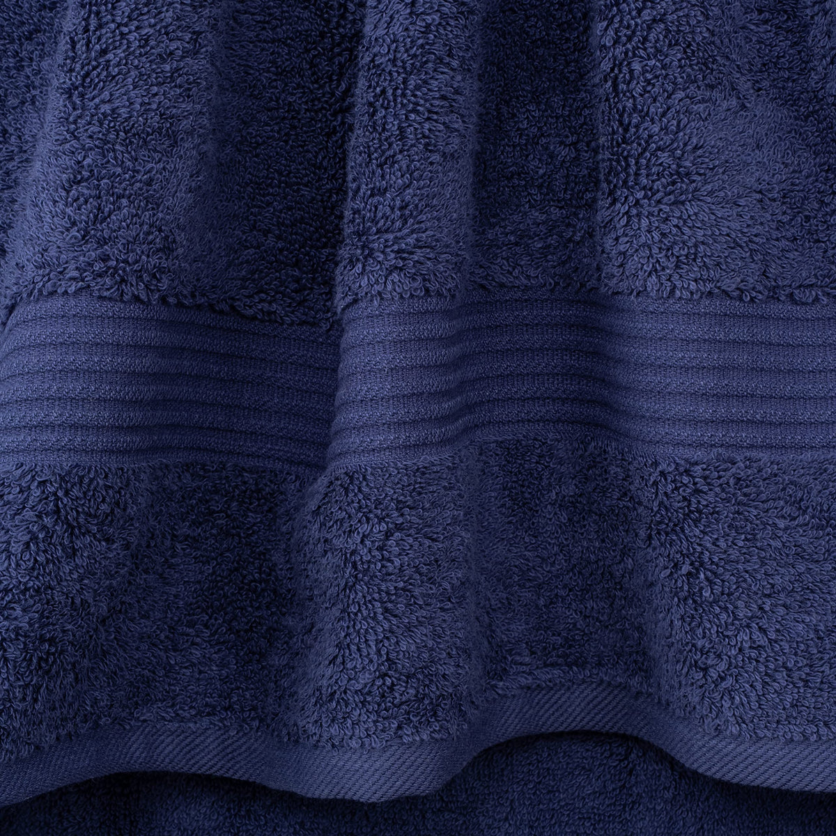 Cotton Paradise Turkish cotton 600 GSM offers plush feel and durability.