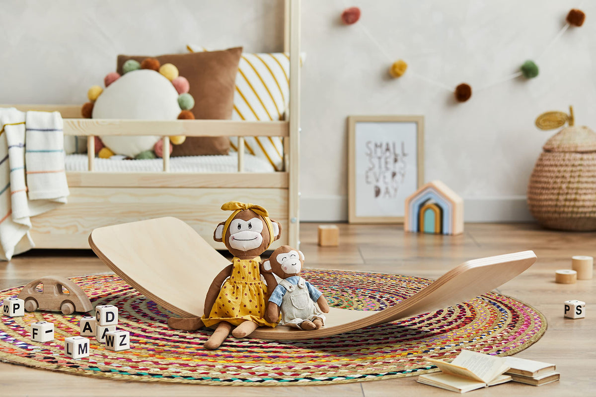 Cotton Craft natural fiber rug provides eco-friendly indoor décor.
