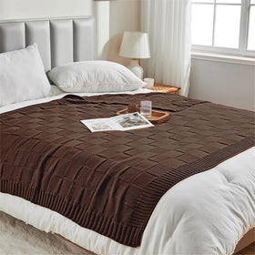 CozeCube lightweight warmth makes evenings comfortable without heaviness