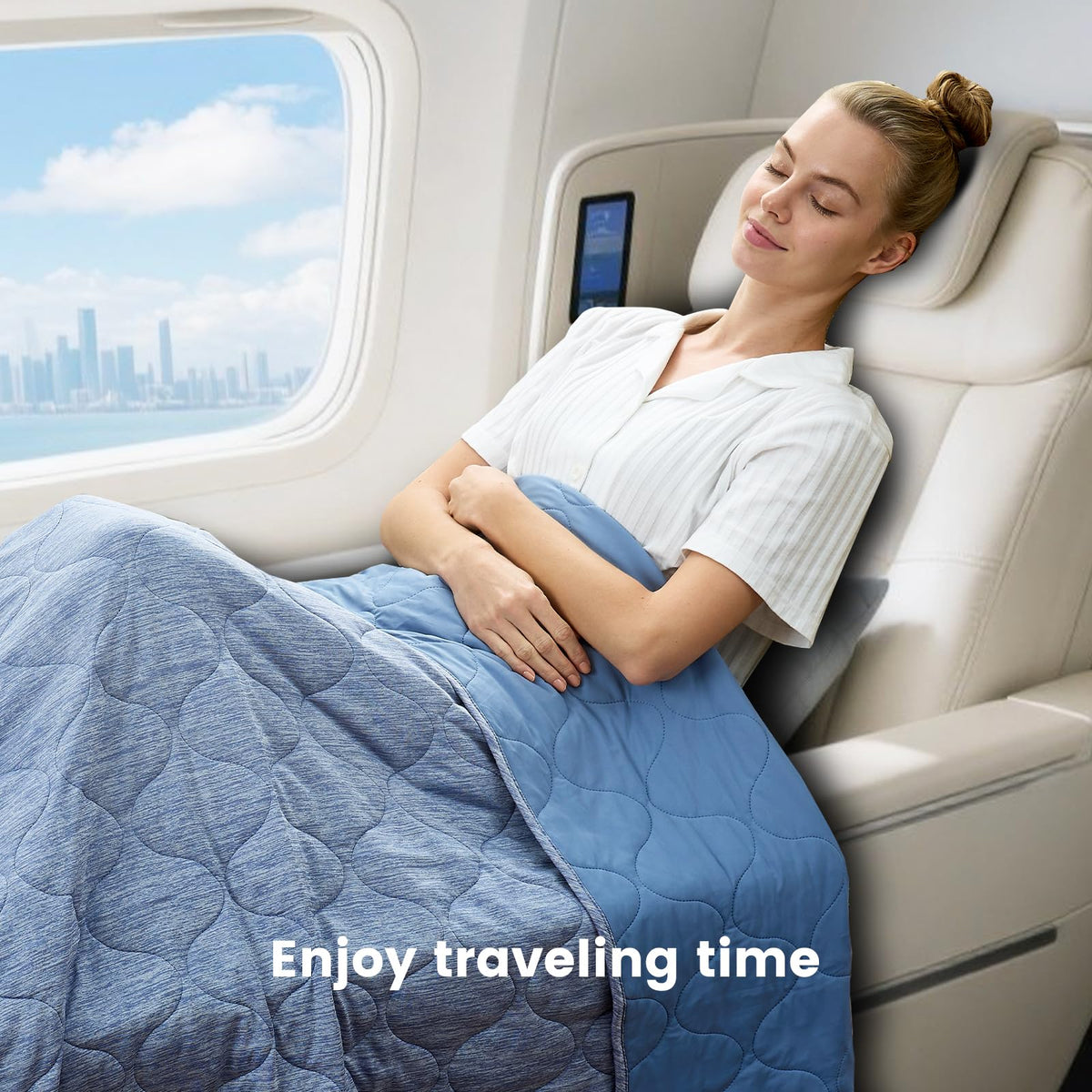 Cozy Bliss blanket suitable for year-round use and travel