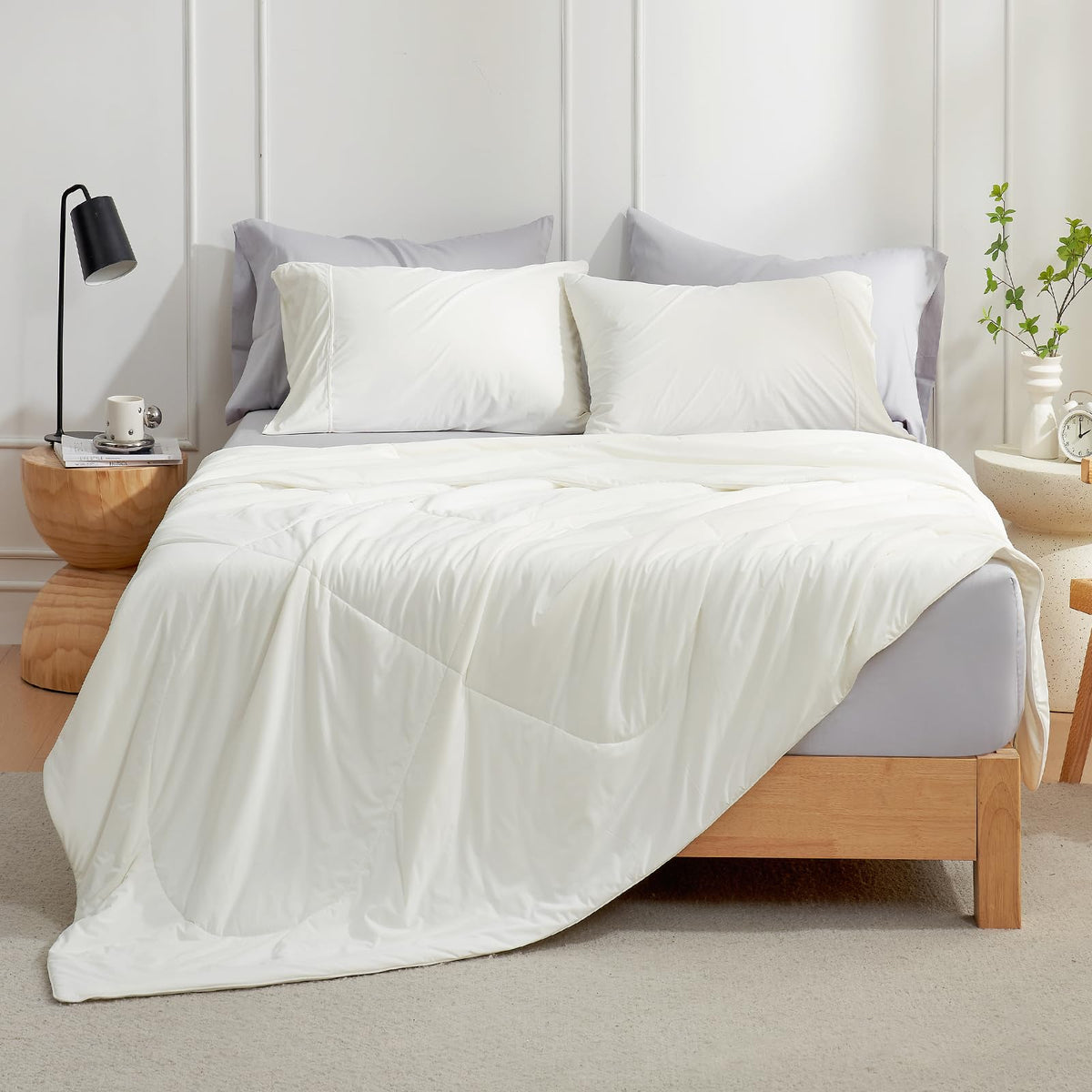 Cozy Bliss queen fabric closeup highlights soft, breathable weave for cool nights