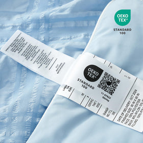 Cozy Bliss king-size option fits large beds with ease