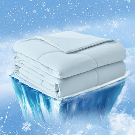 Cozy Bliss machine-washable care tag demonstrates easy cleaning.