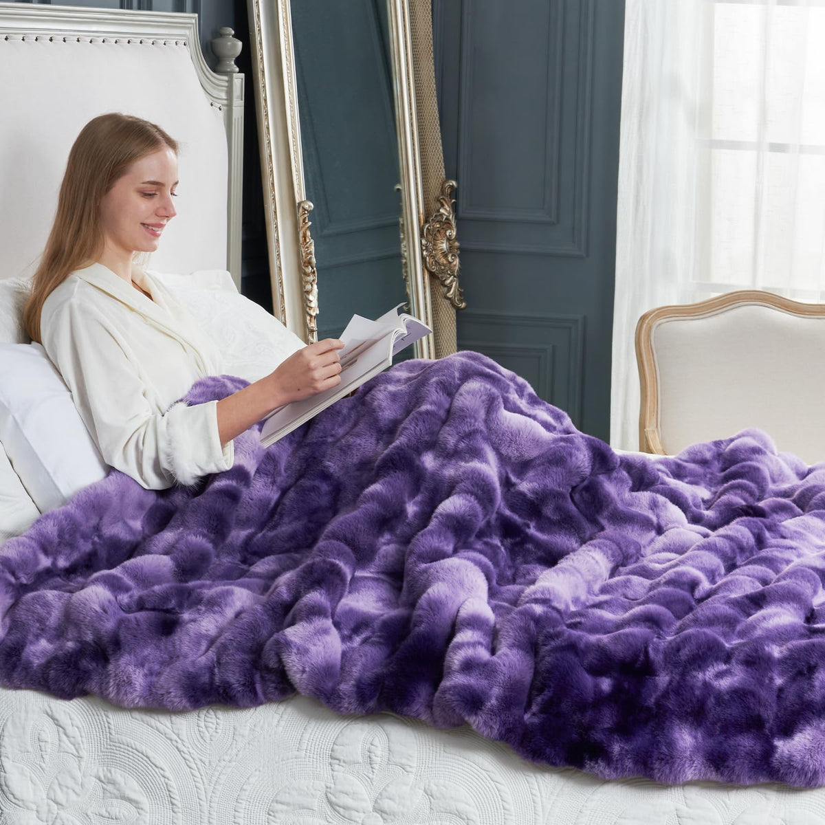 Cozy Bliss micromink inside closeup shows silky interior.