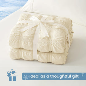 Cozy Bliss queen size 90x90 bedding ready for easy setup.