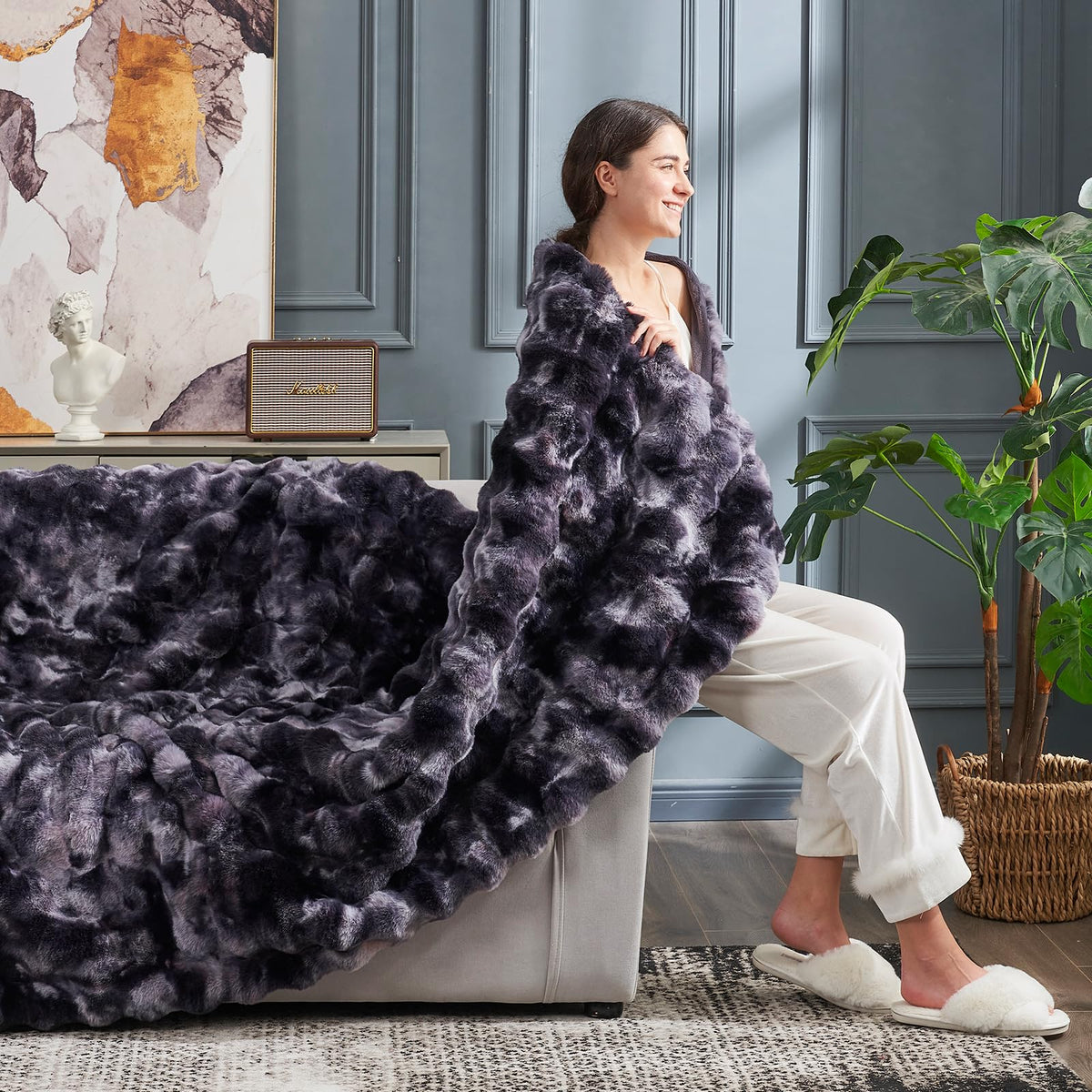 Cozy Bliss tie-dye black blanket showcases bold style and soft comfort
