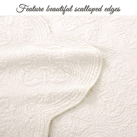 Cozy Line Home Fashions reversible quilt—dual ivory tones for two decorating looks.