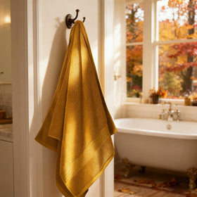 COZYART Gold Hand Towels 13x30 highlight compact absorbency ideal for quick hand-drying.