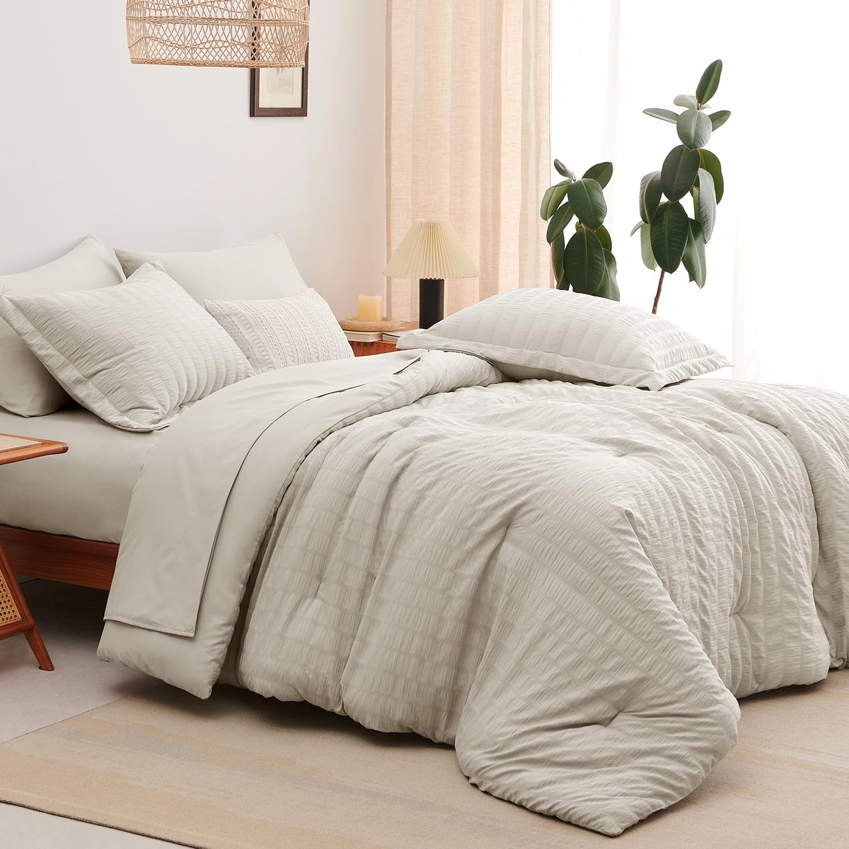 CozyLux 7-piece set is machine washable for simple care