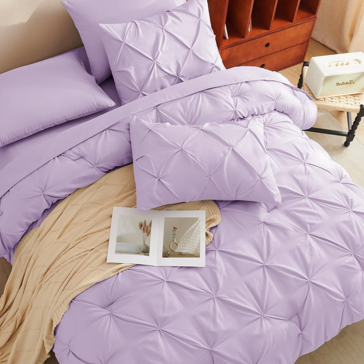 CozyLux Deep pocket fitted sheet fits up to 14 inches and stays non slip