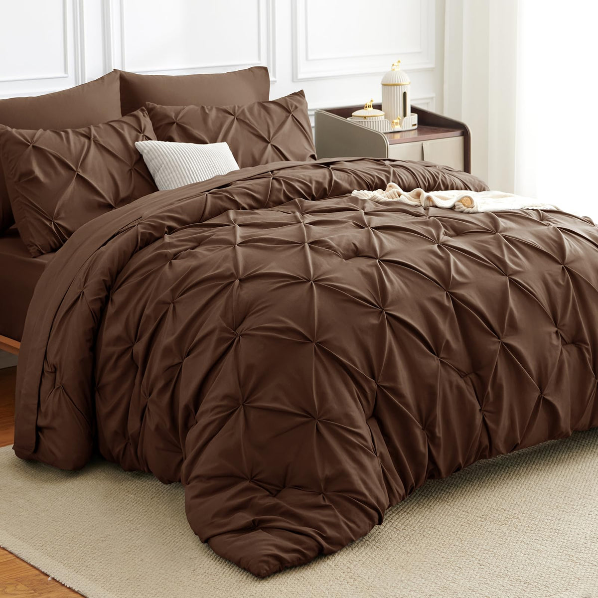Geometric pintuck pattern provides a sophisticated and durable look.
