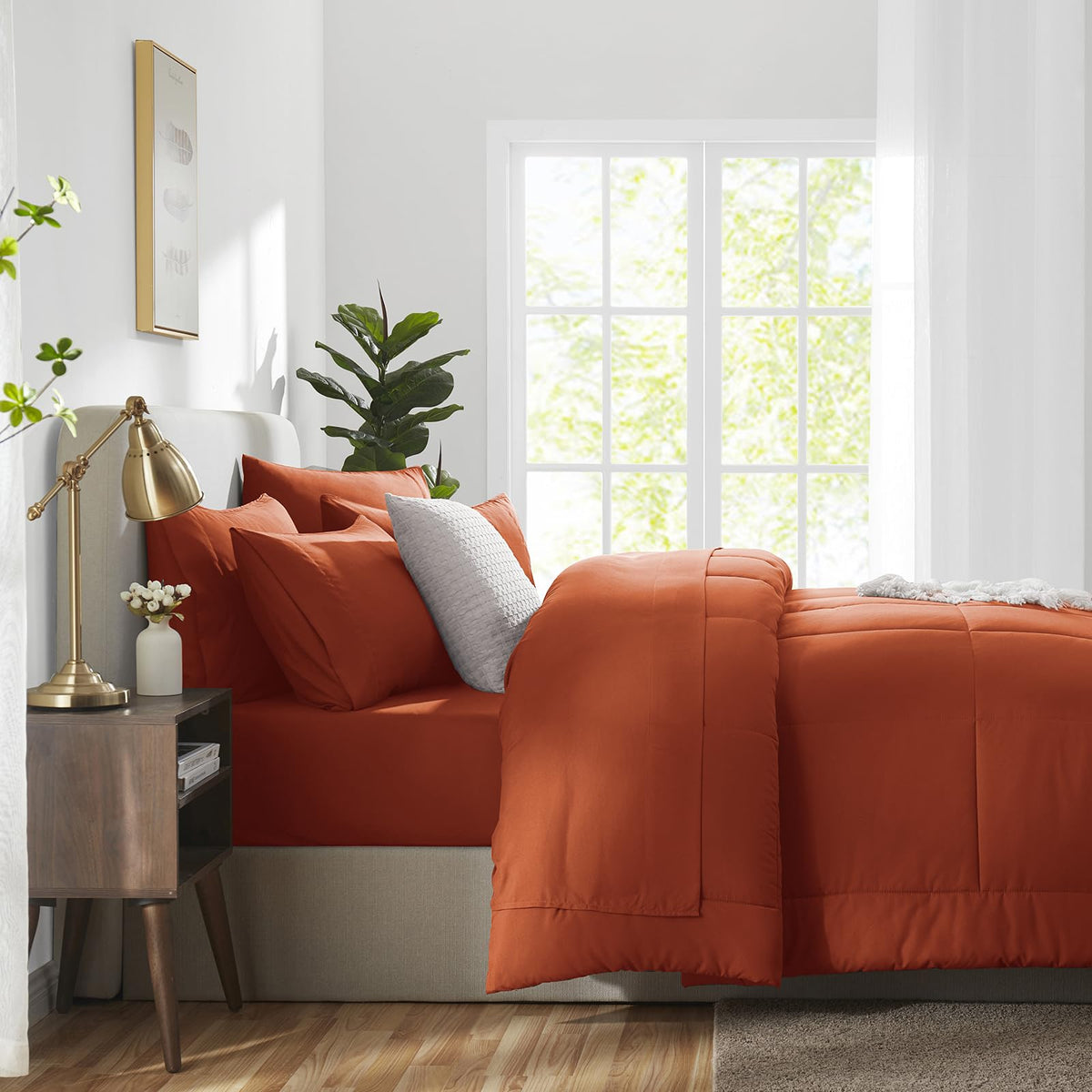 CozyLux machine-washable care tag enables simple laundry.