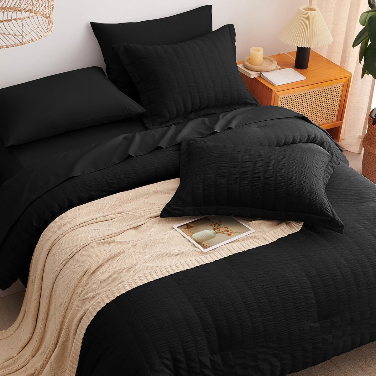 CozyLux bedding set is machine washable for easy care.