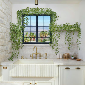 CQURE indoor-outdoor ivy garland UV resistant and reusable.