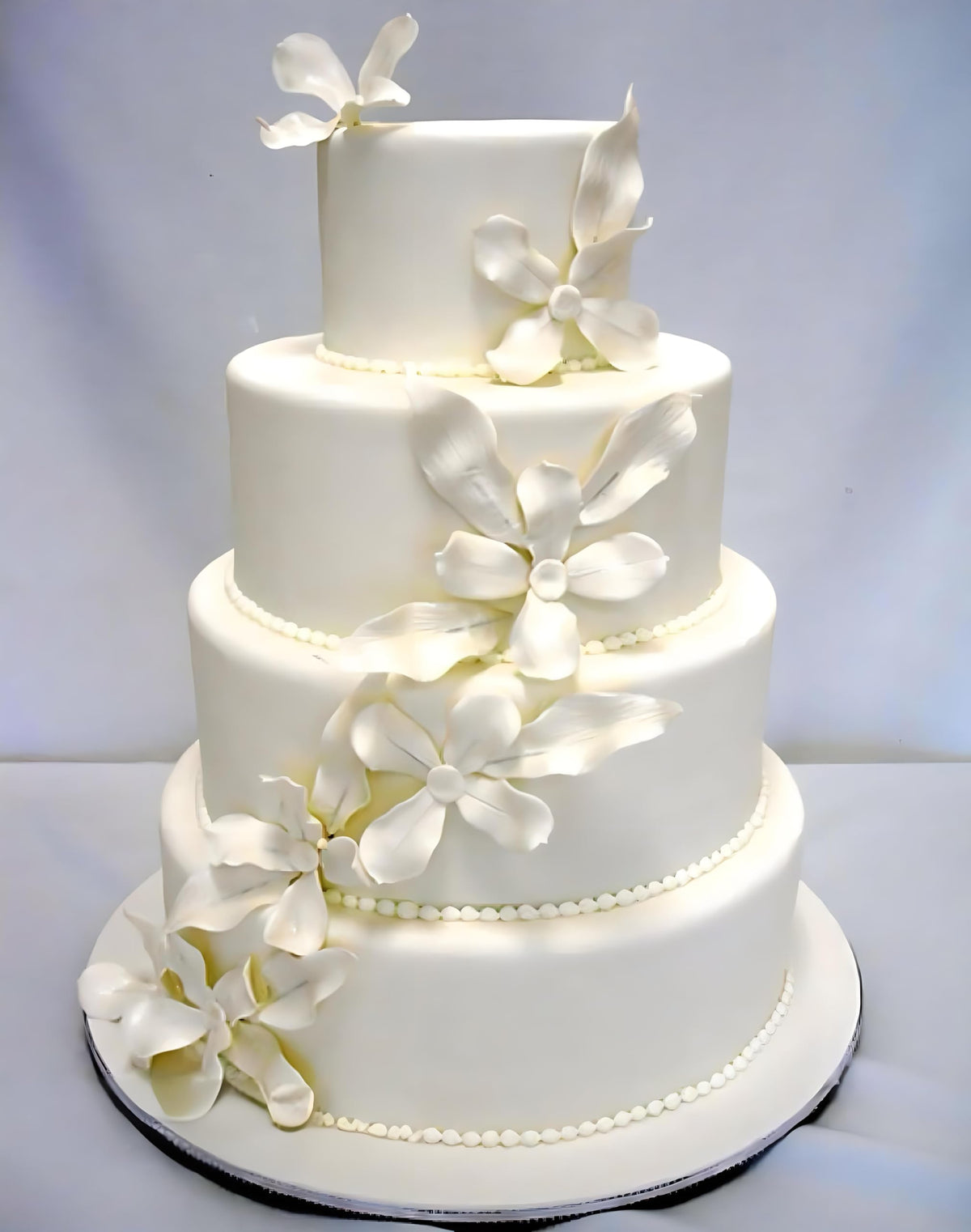 Crafare 10in round foam cake dummy, versatile display piece for weddings, birthdays, and showers