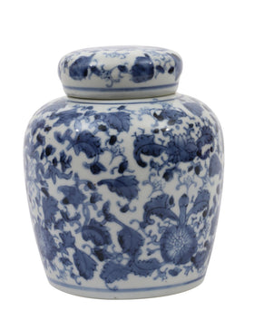 Creative Co-Op glaze close-up highlights durable ceramic and glossy finish.