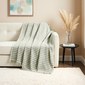 CREVENT Farmhouse Boho knitted throw close-up reveals soft polyester fibers for warmth
