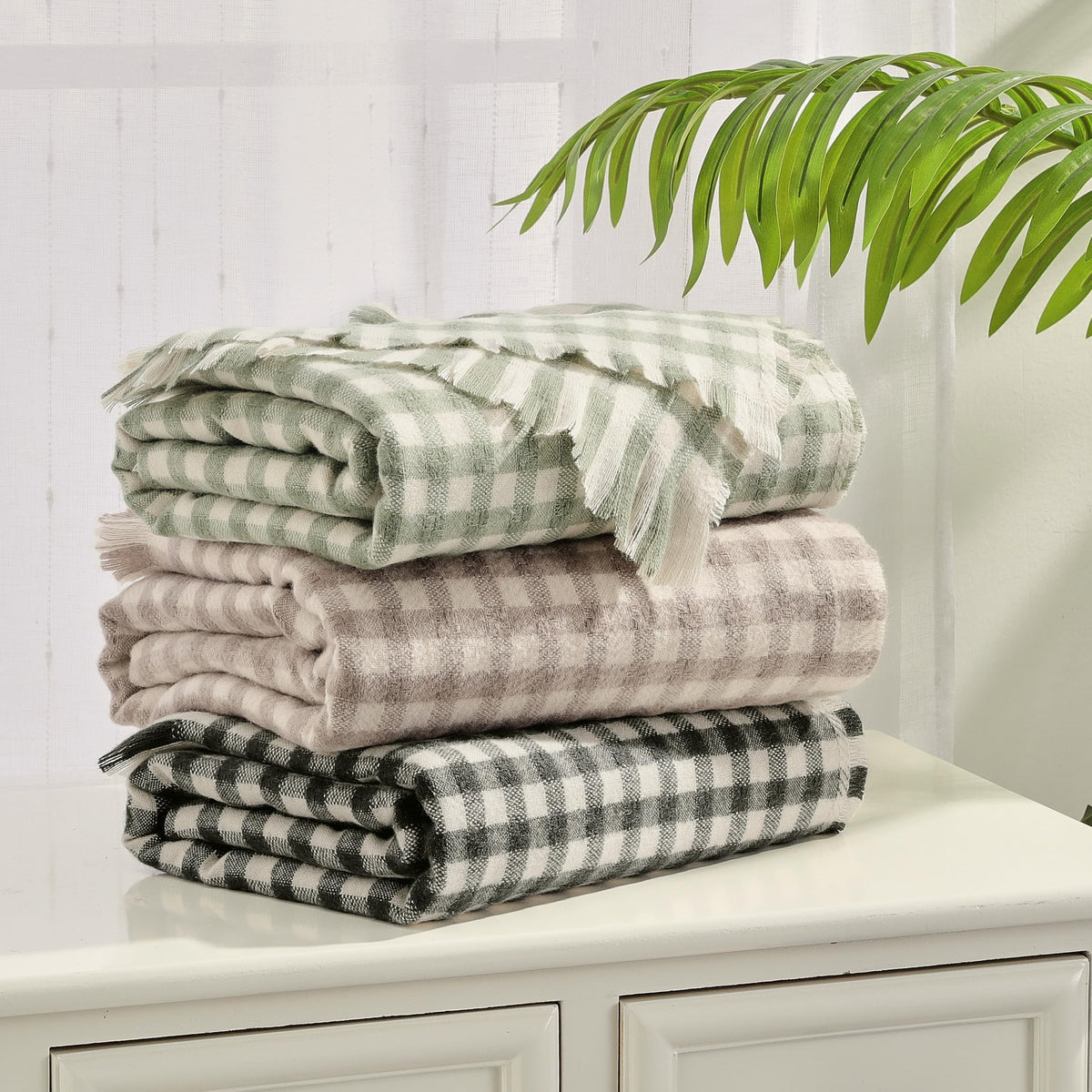 CREVENT Farmhouse Boho knitted throw gift-ready packaging for gifting