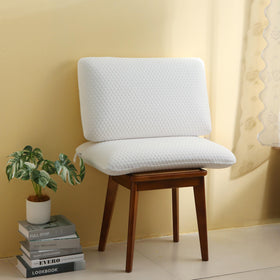 CSDLF memory foam pillow queen size on bed for ample space
