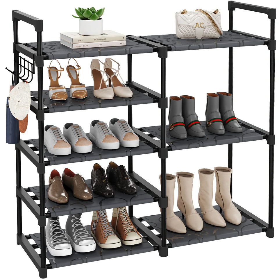 CSXGBAB Black Tubes Closet Shoe Rack front view showing compact storage for shoes.