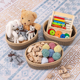 CubesLand 3-pack baskets simplify organizing smaller items on shelves