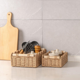 Cubeland basket with wooden side handles for easy transport and daily use.