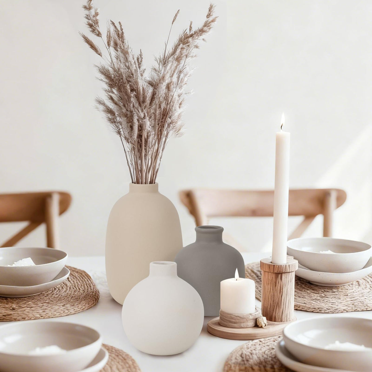 CUCUMI vase-5: tall vase ideal for single stems or tall arrangements.