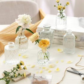 CUCUMI vintage-style centerpiece vase enhances rustic home décor and events