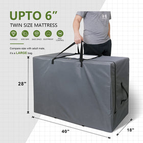 Cuddly Nest three-sided U-shaped zipper enables quick loading.